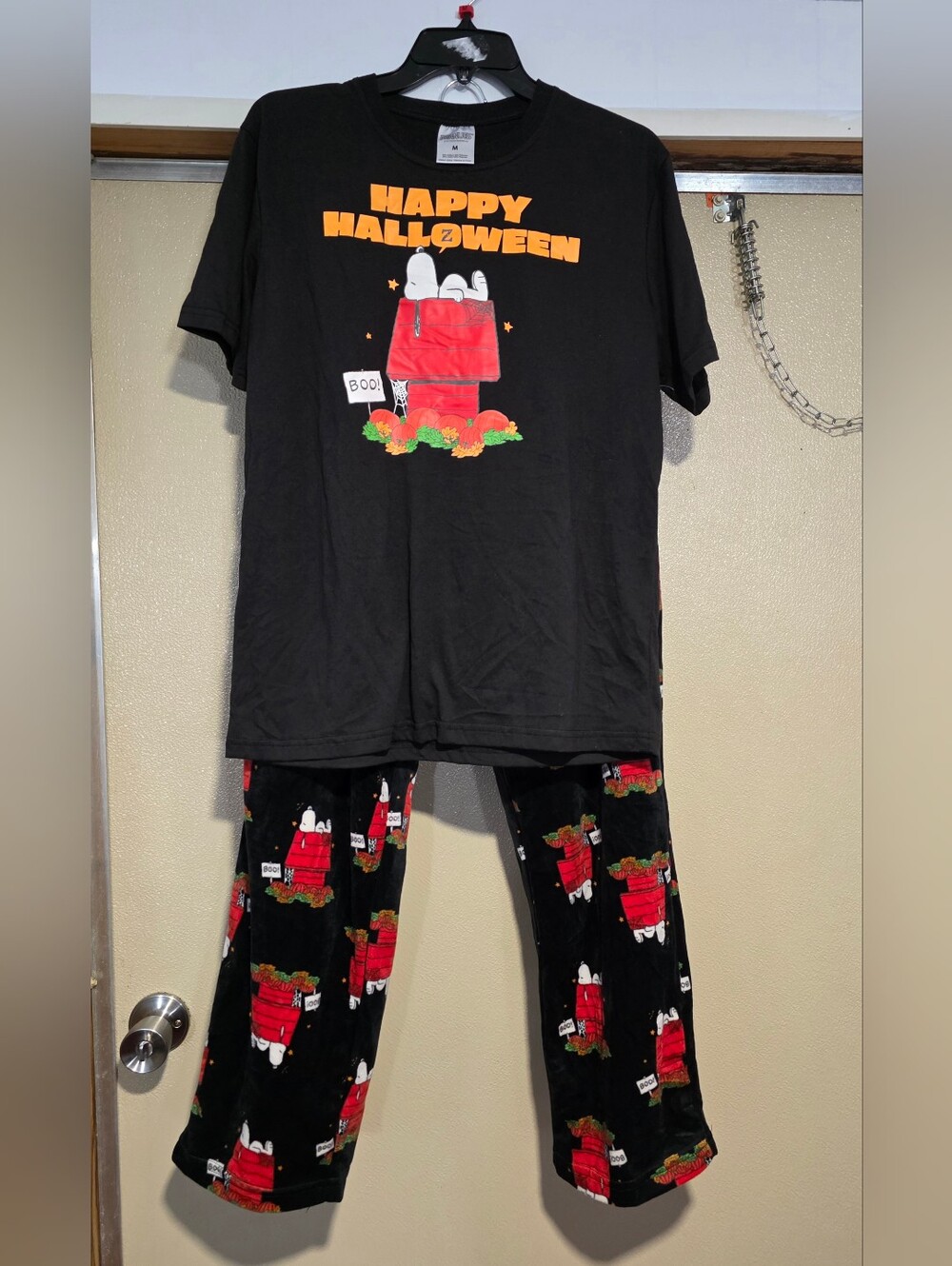 Peanuts Black and Orange "Happy Halloween" Lounge Set